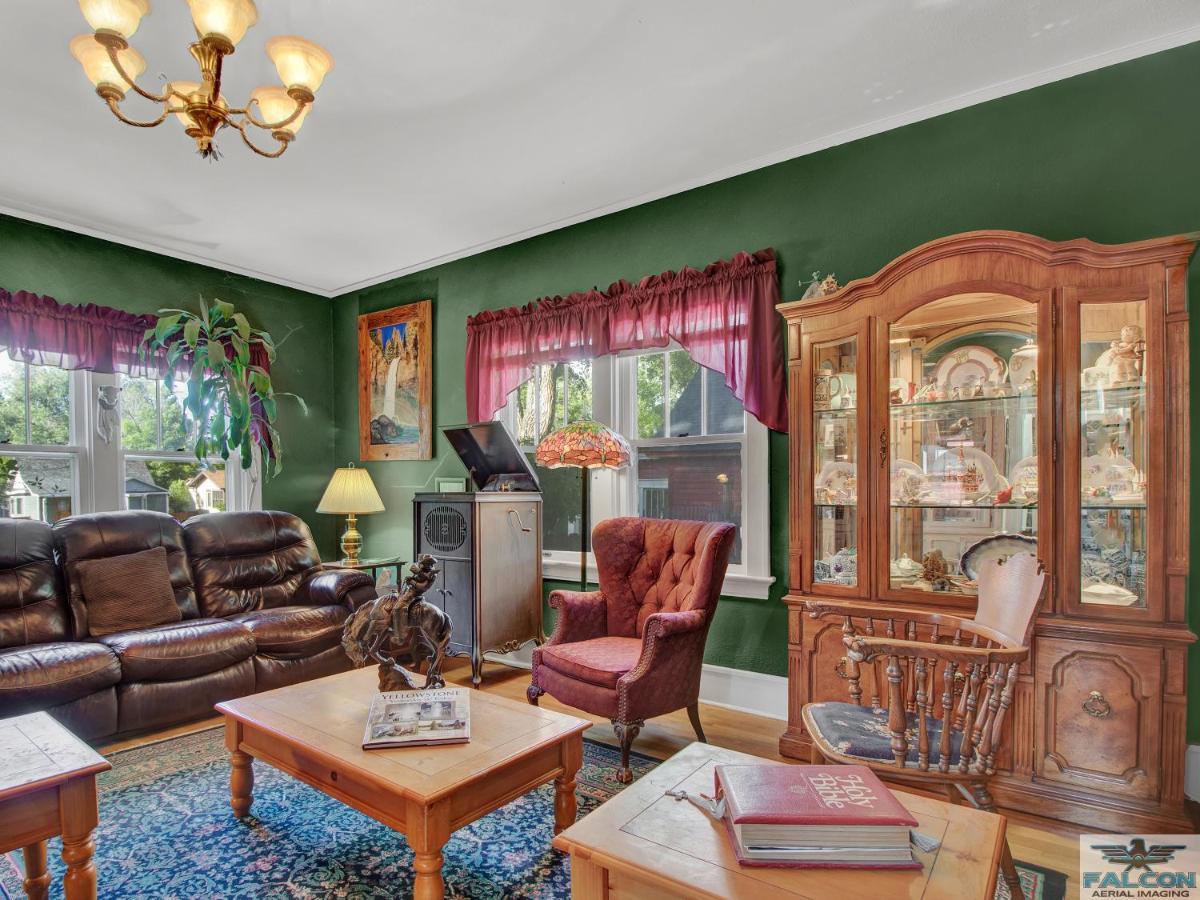 Robins Nest Bed&Breakfast Cody Exterior foto